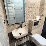 Nazli - 2 Min De Plaja